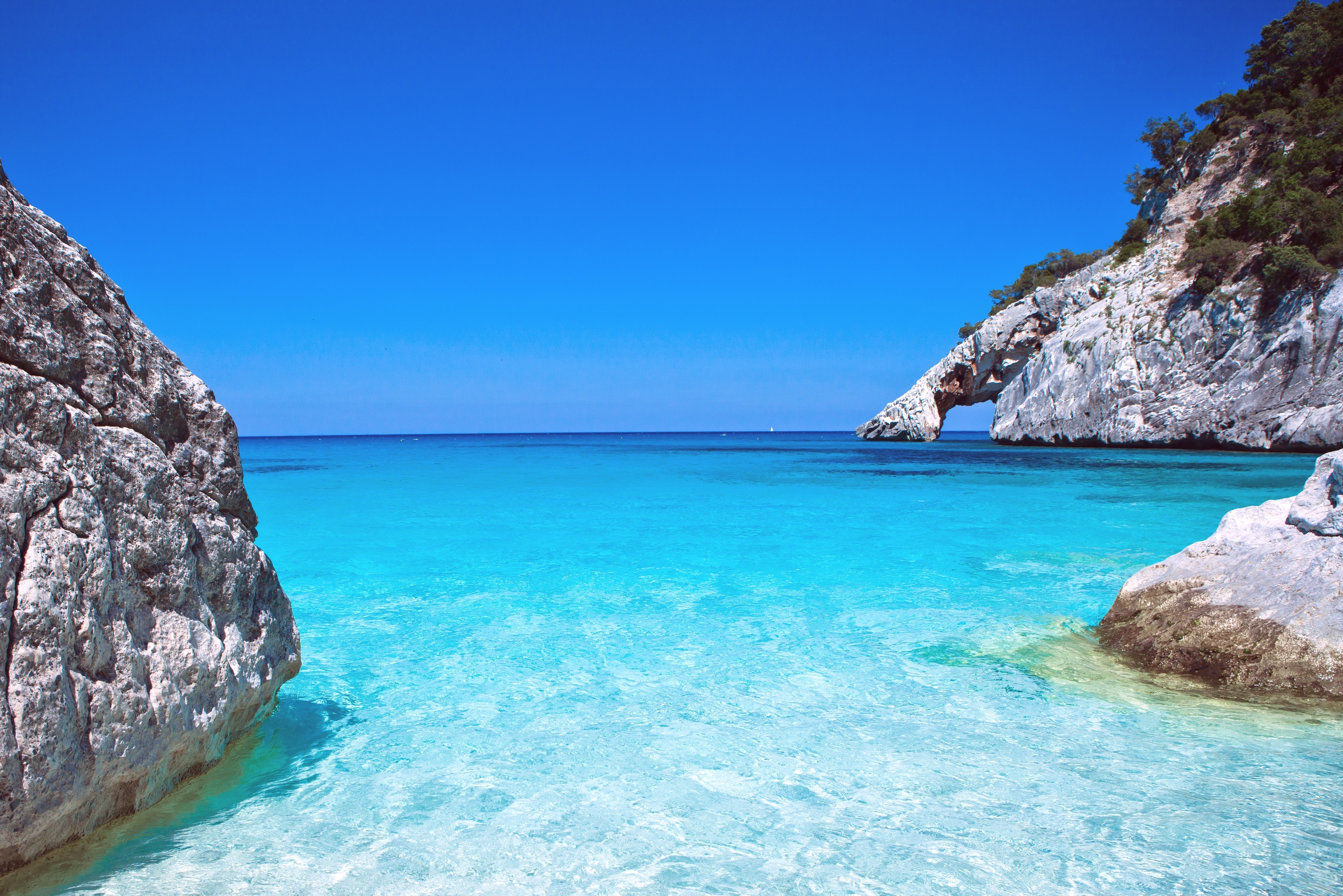 Aquariva Costa Smeralda.jpg